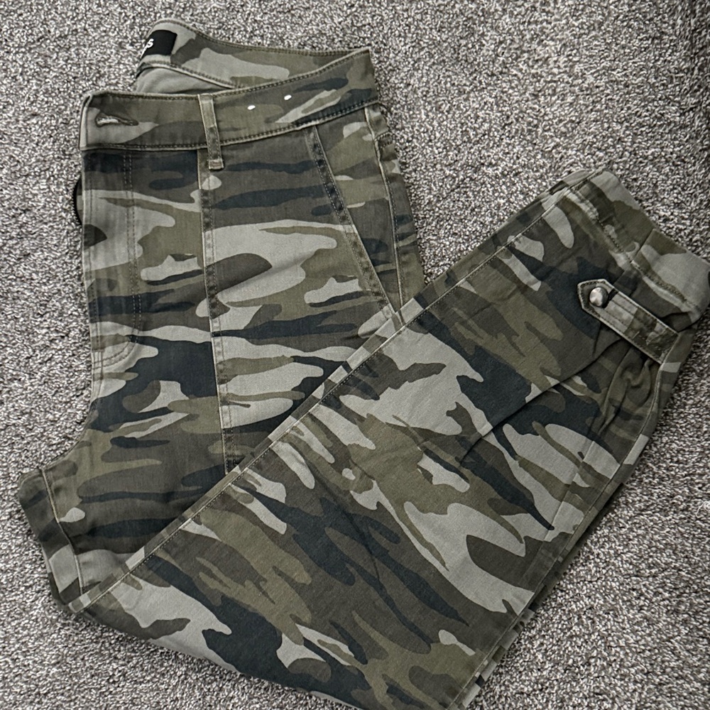 Express Camouflage Pants